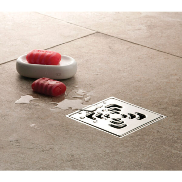 Maskë katrore vertikale Confluo 15x15 pa flanxhë Maskë katrore vertikale Confluo 15x15 pa flanxhë